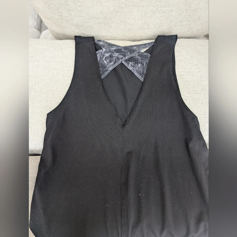 Women's Workout Tops Misc brands Size Large - Picture 6 of 9